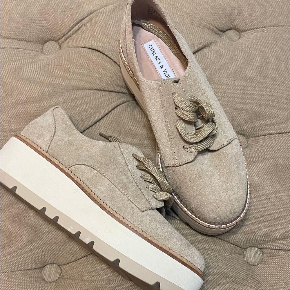 Chelsea & Violet Tan Suede Women's Shoes